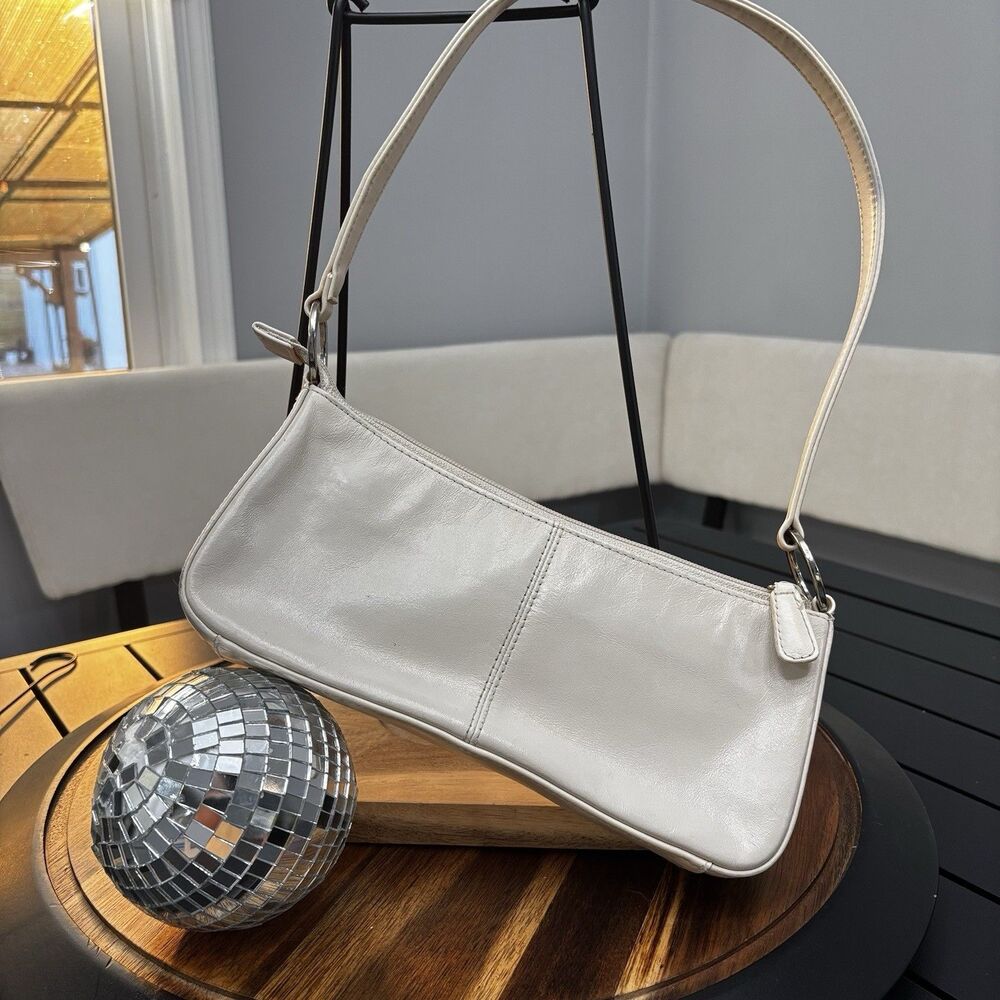 Y2K Aesthetic Mini Baguette Purse 
Giani Bernini Beige Leather Shoulder Bag